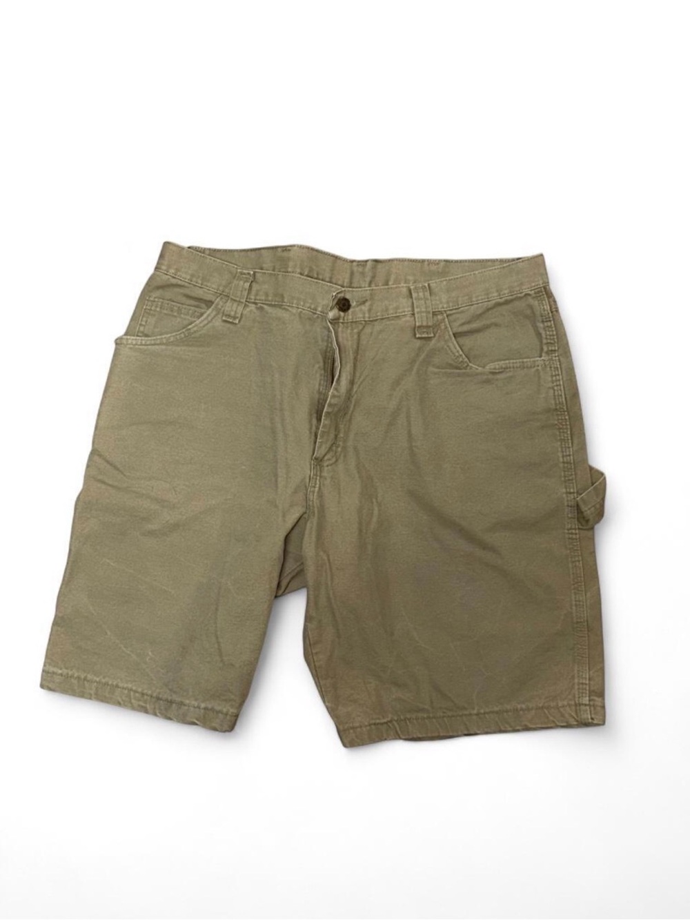 Wrangler Olive Cargo Shorts with Utility Pockets